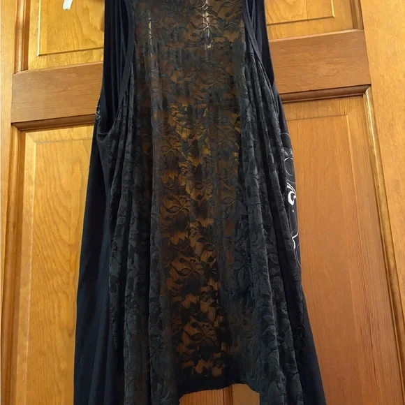 Vocal Black Lace Cardigan with White Floral Pattern - Picture 3 of 4